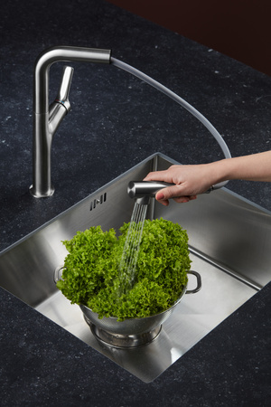 KFA Armatura Duero Design bateria kuchenna stojąca z wyciąganą wylewką inox 6623-220-22