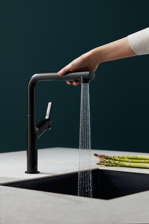 KFA Armatura Duero Design Black bateria kuchenna stojąca z wyciąganą wylewką czarny mat 6623-220-81