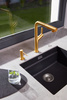 DUERO DESIGN GOLD bateria kuchenna z wyciąganą wylewką  